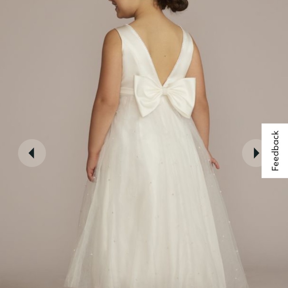 COPY - COPY - Size 5T flower girl dress! David’s bridal. Tulle and pearls.